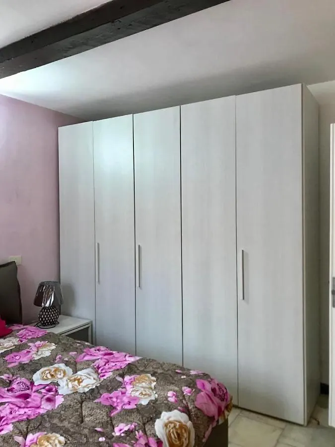Apartment Appartamento Il Sole La Spezia