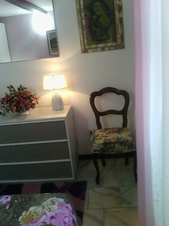 Apartment Appartamento Il Sole La Spezia